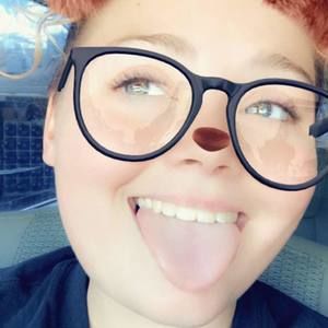 Meet your Posher, Mckenzie